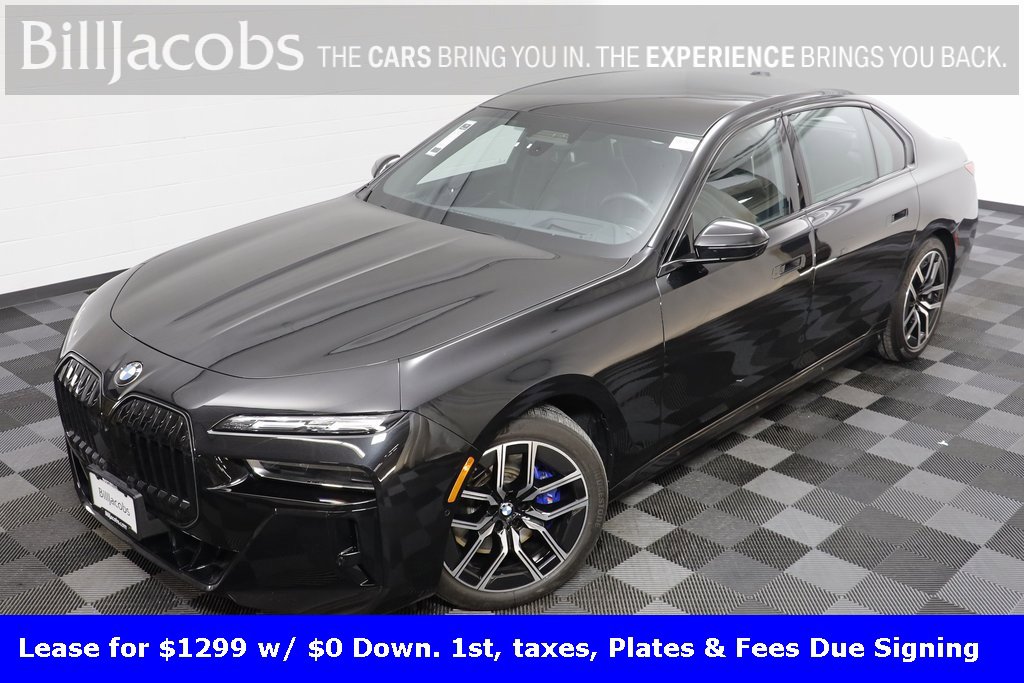 Certified 2025 BMW 760i xDrive 760i xDrive w/ Executive Package image 2