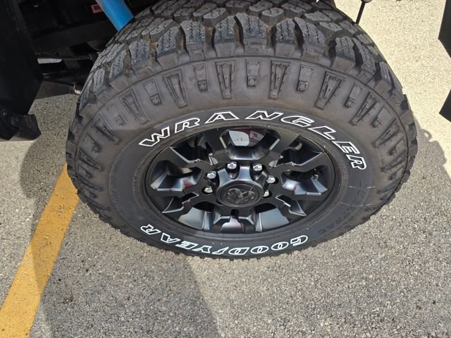 Used 2025 RAM 2500 Power Wagon image 7