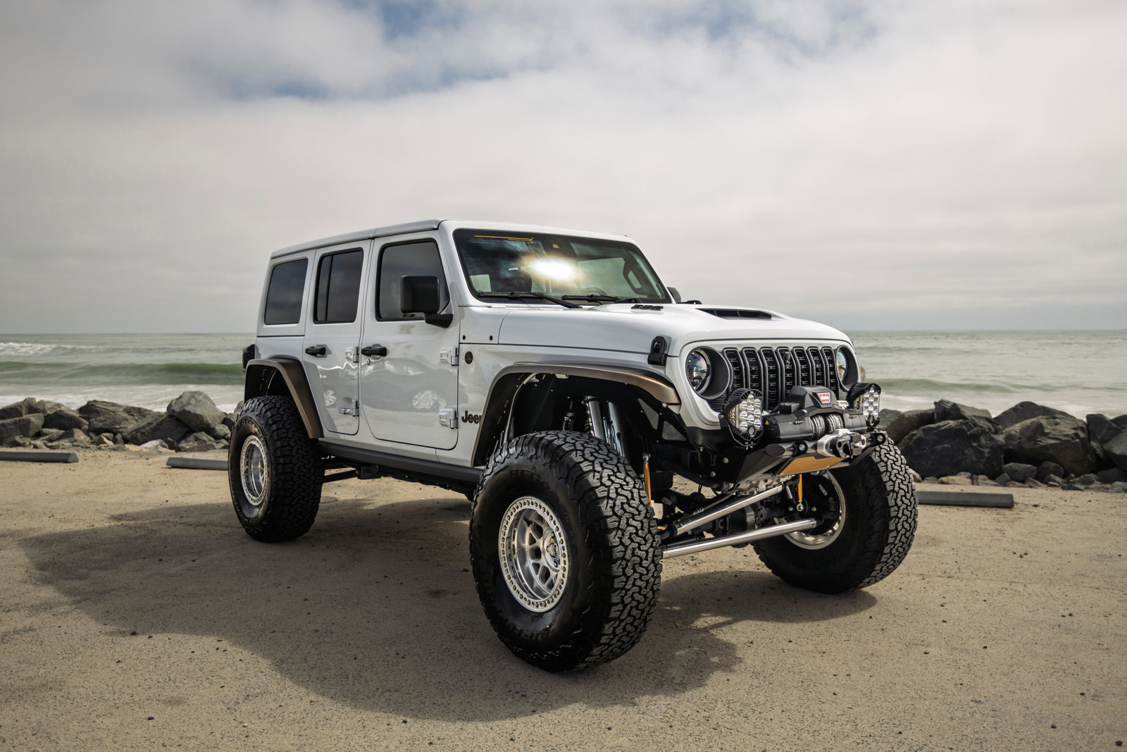 Used 2024 Jeep Wrangler Unlimited Rubicon 392 image 3