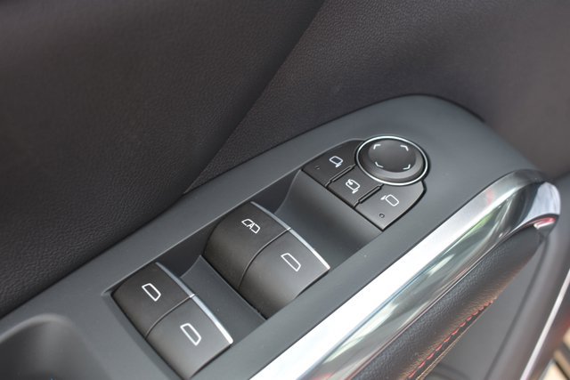 New 2026 Chevrolet Traverse RS w/ LPO, Floor Liner Package FWD image 13