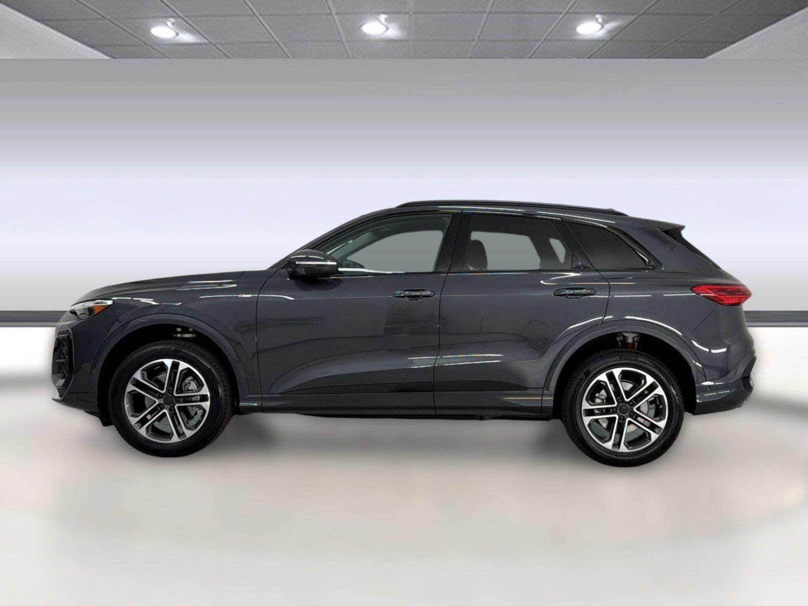 New 2026 Audi Q5 2.0T AWD/4WD image 2