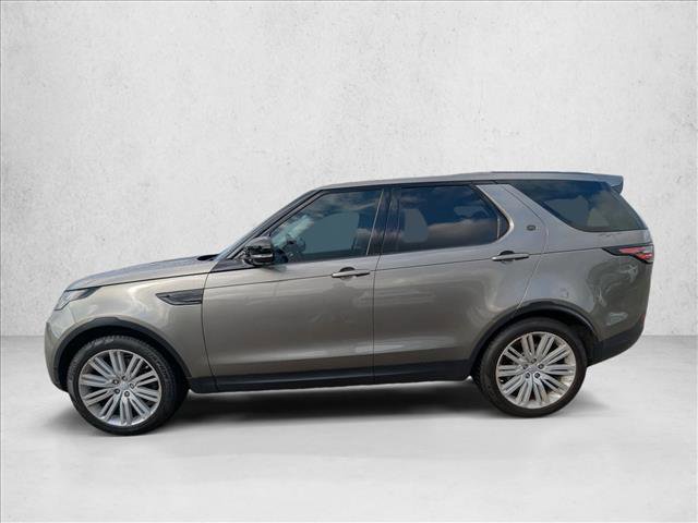 Used 2017 Land Rover Discovery First Edition image 7