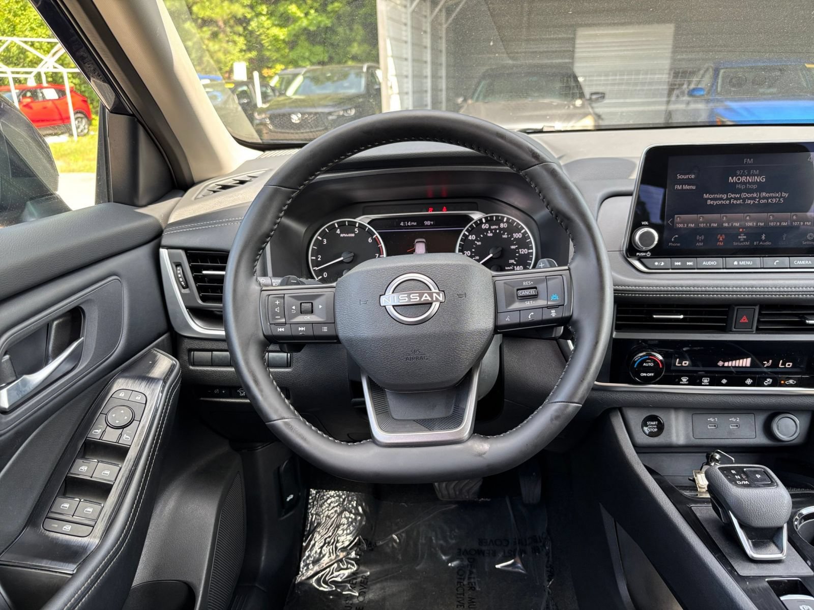 Used 2026 Nissan Rogue SV FWD image 35