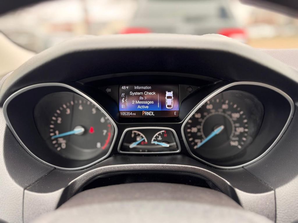 Used 2015 Ford Focus SE FWD image 15