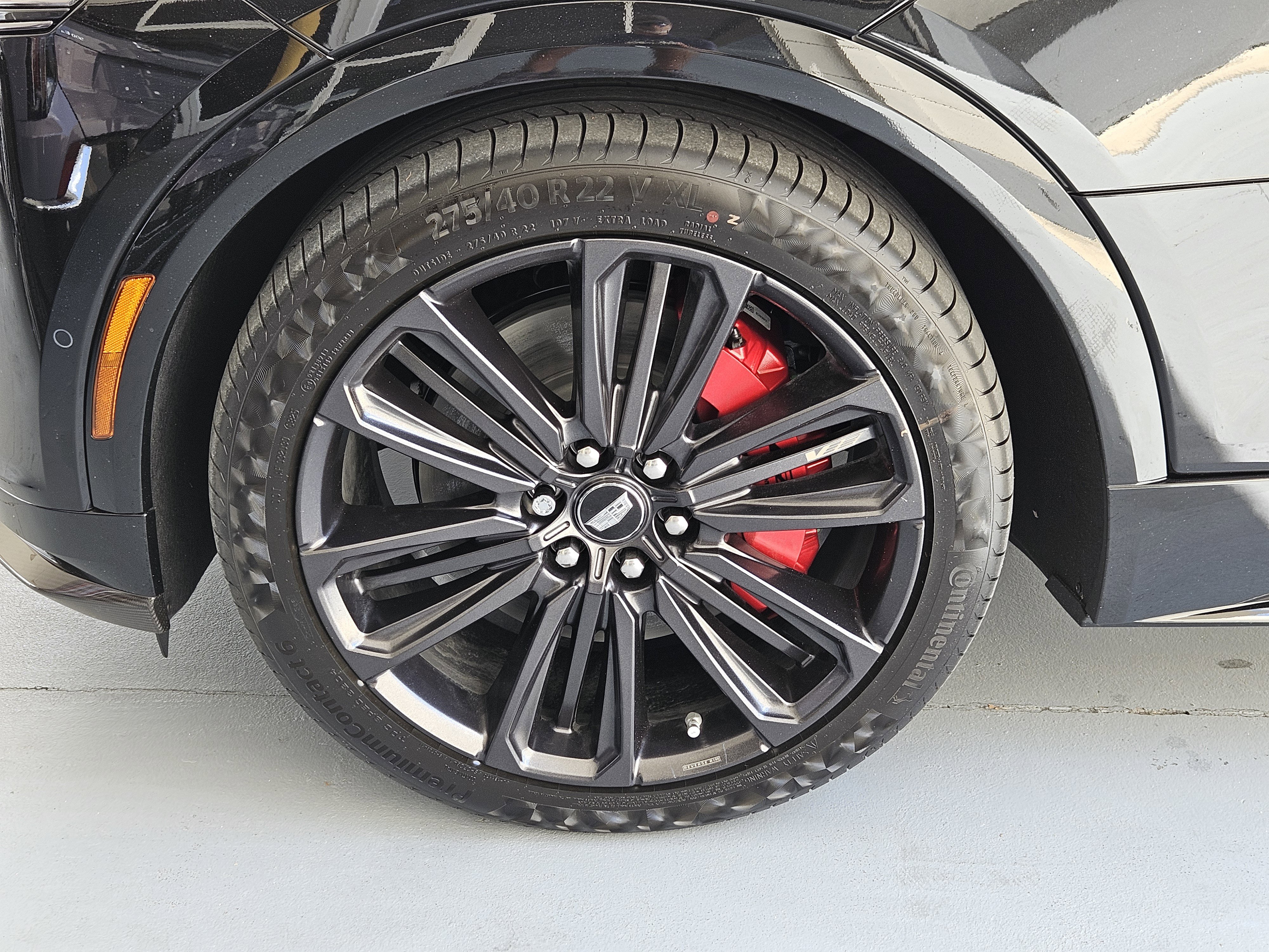 New 2026 Cadillac Lyriq V w/ Exterior Carbon Fiber Package image 35