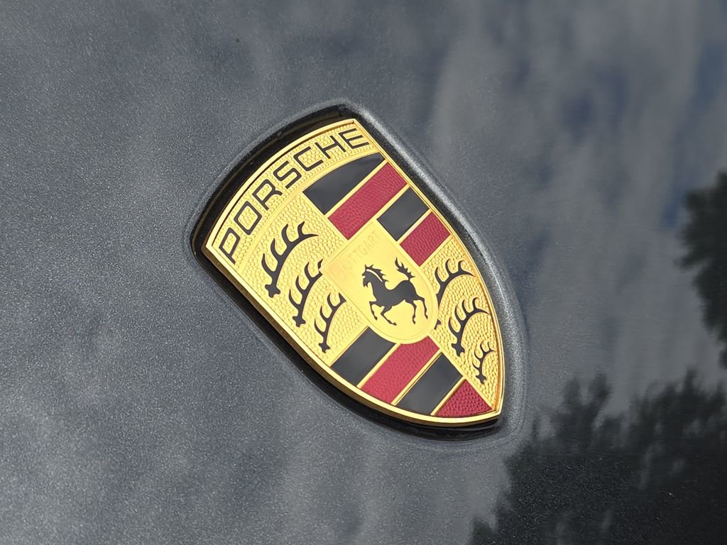 Used 2024 Porsche Macan AWD/4WD image 15