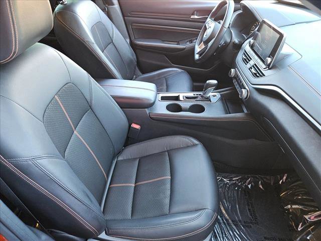 Used 2022 Nissan Altima 2.5 SR image 26