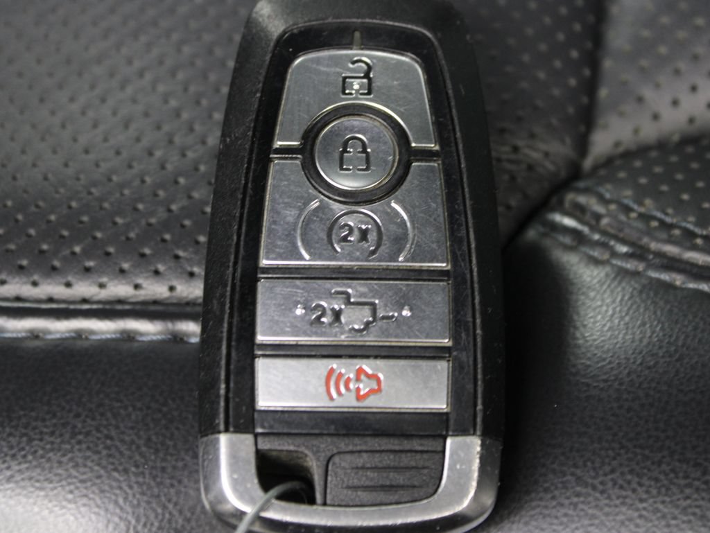 Used 2025 Ford F250 Platinum AWD/4WD image 82