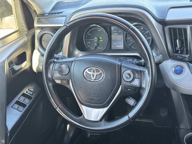 Used 2018 Toyota RAV4 XLE w/ Convenience Package image 9