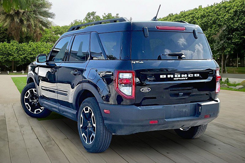 Used 2023 Ford Bronco Sport Outer Banks w/ Tech Package image 12