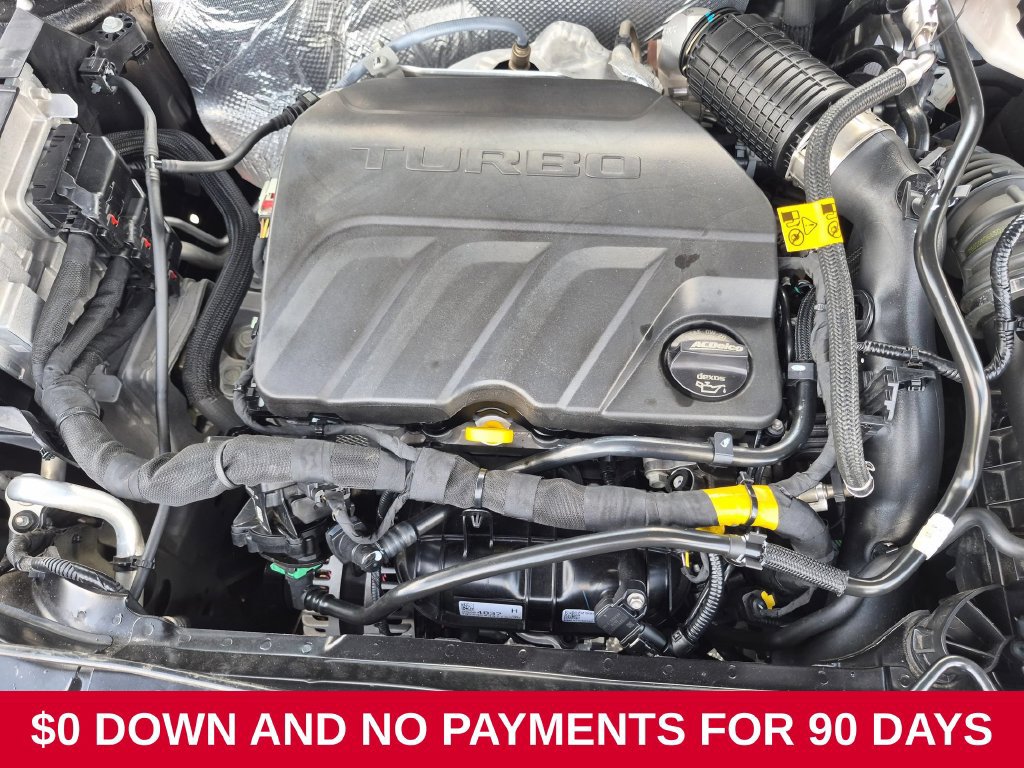 Used 2025 Chevrolet Trax LT w/ LT Convenience Package FWD image 31