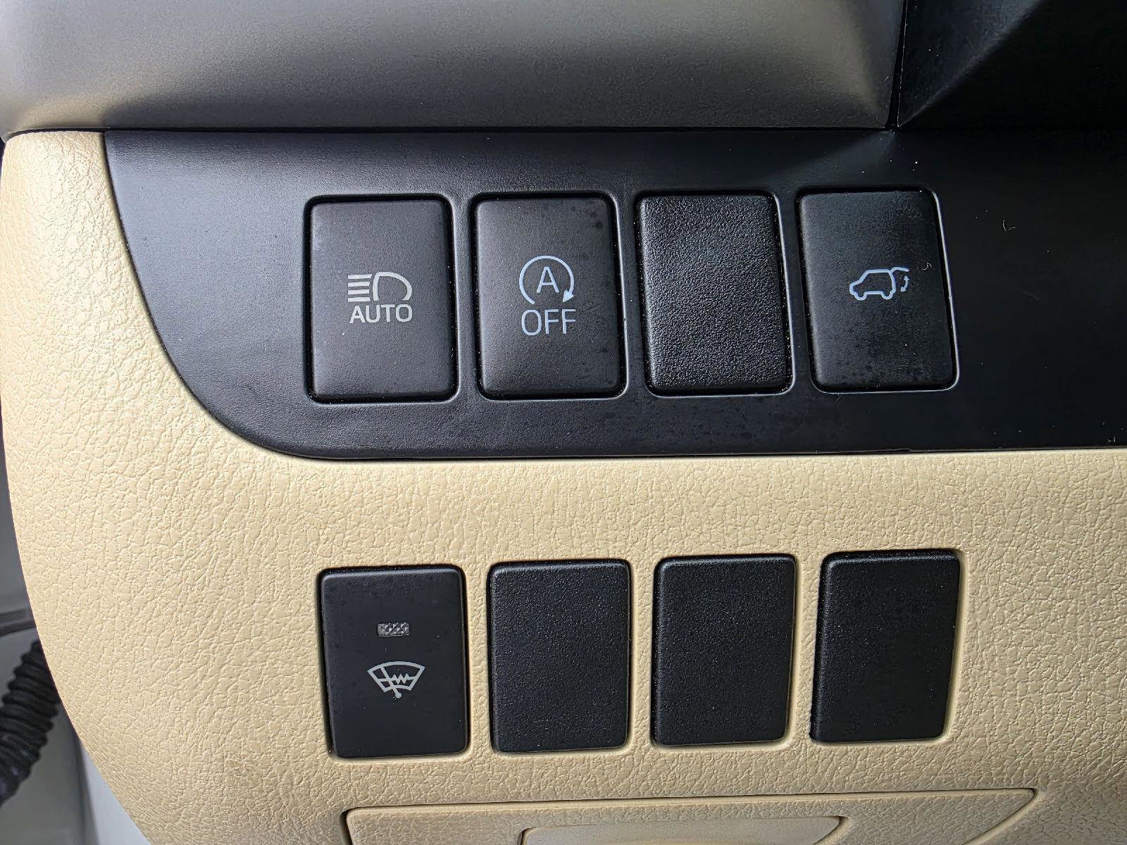 Used 2019 Toyota Highlander XLE image 12