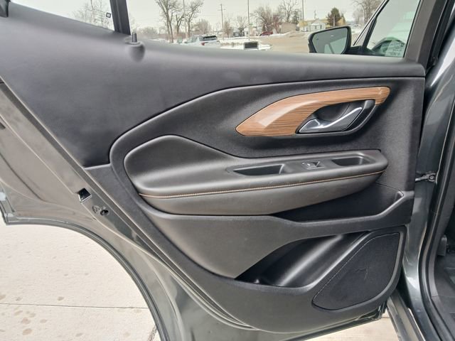 Certified 2021 GMC Terrain SLE w/ Driver Convenience Package image 17