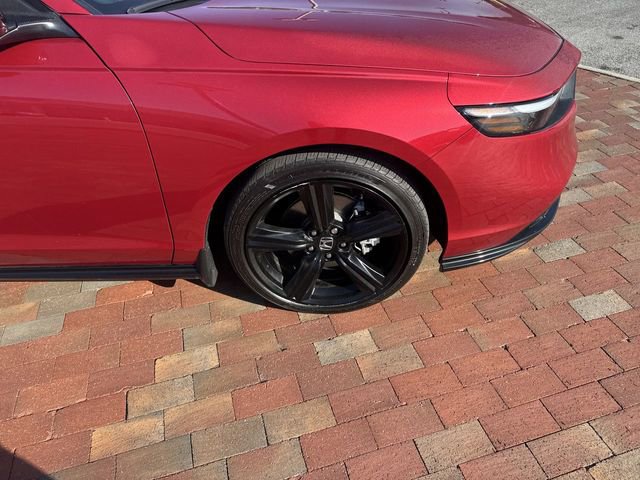 Used 2024 Honda Accord Sport image 17