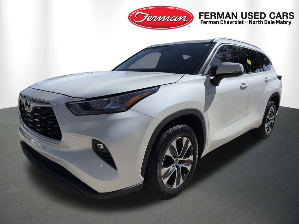 Used 2020 Toyota Highlander XLE