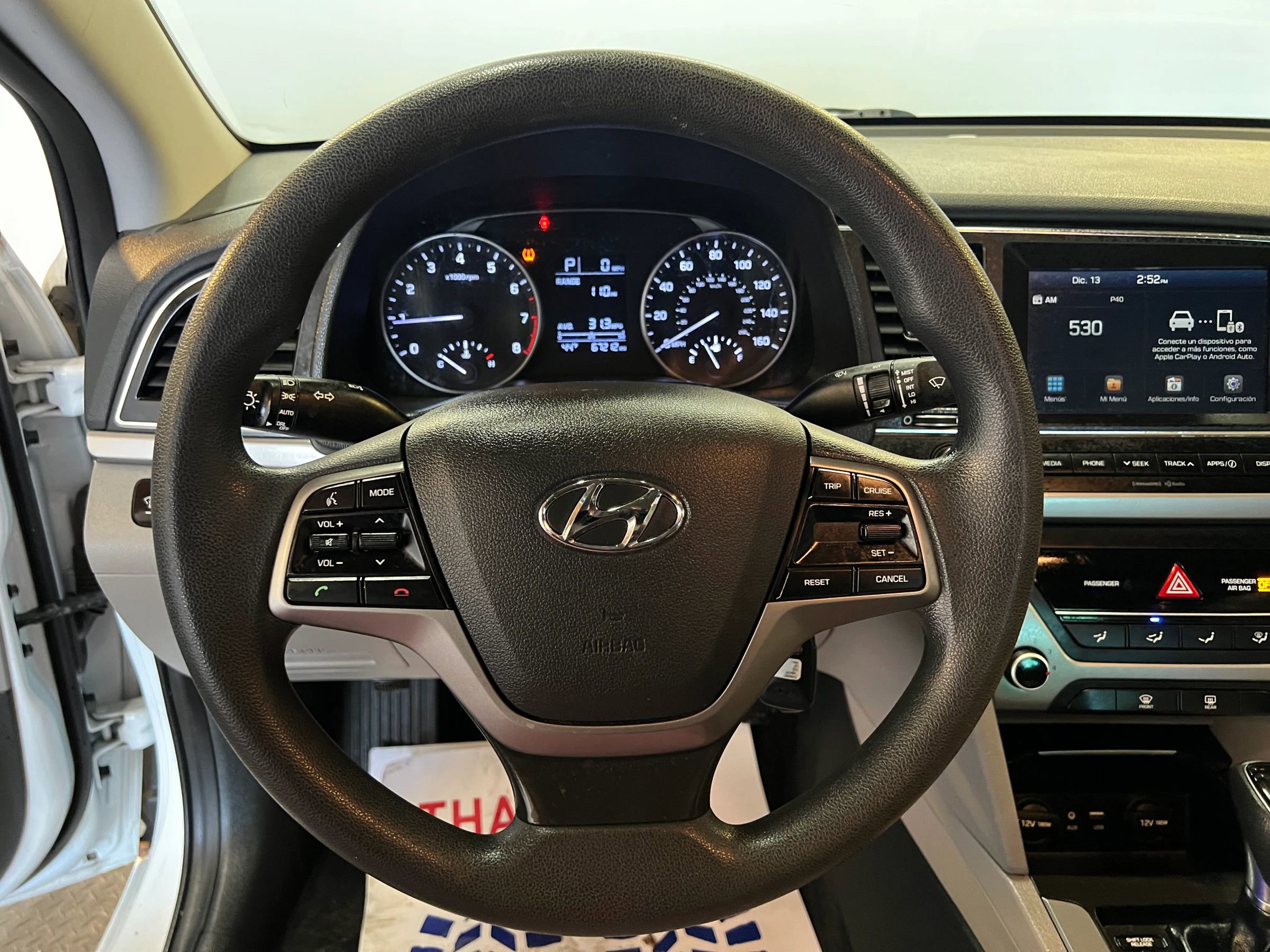 Used 2017 Hyundai Elantra SE image 17