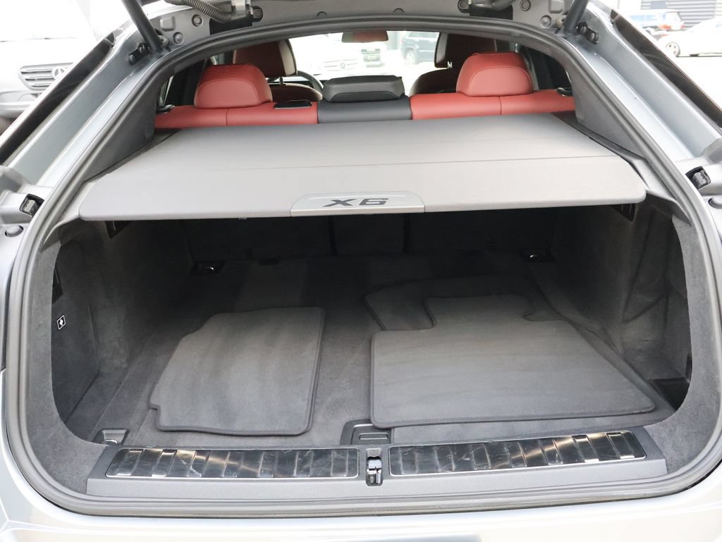 Used 2026 BMW X6 M60i AWD/4WD image 17