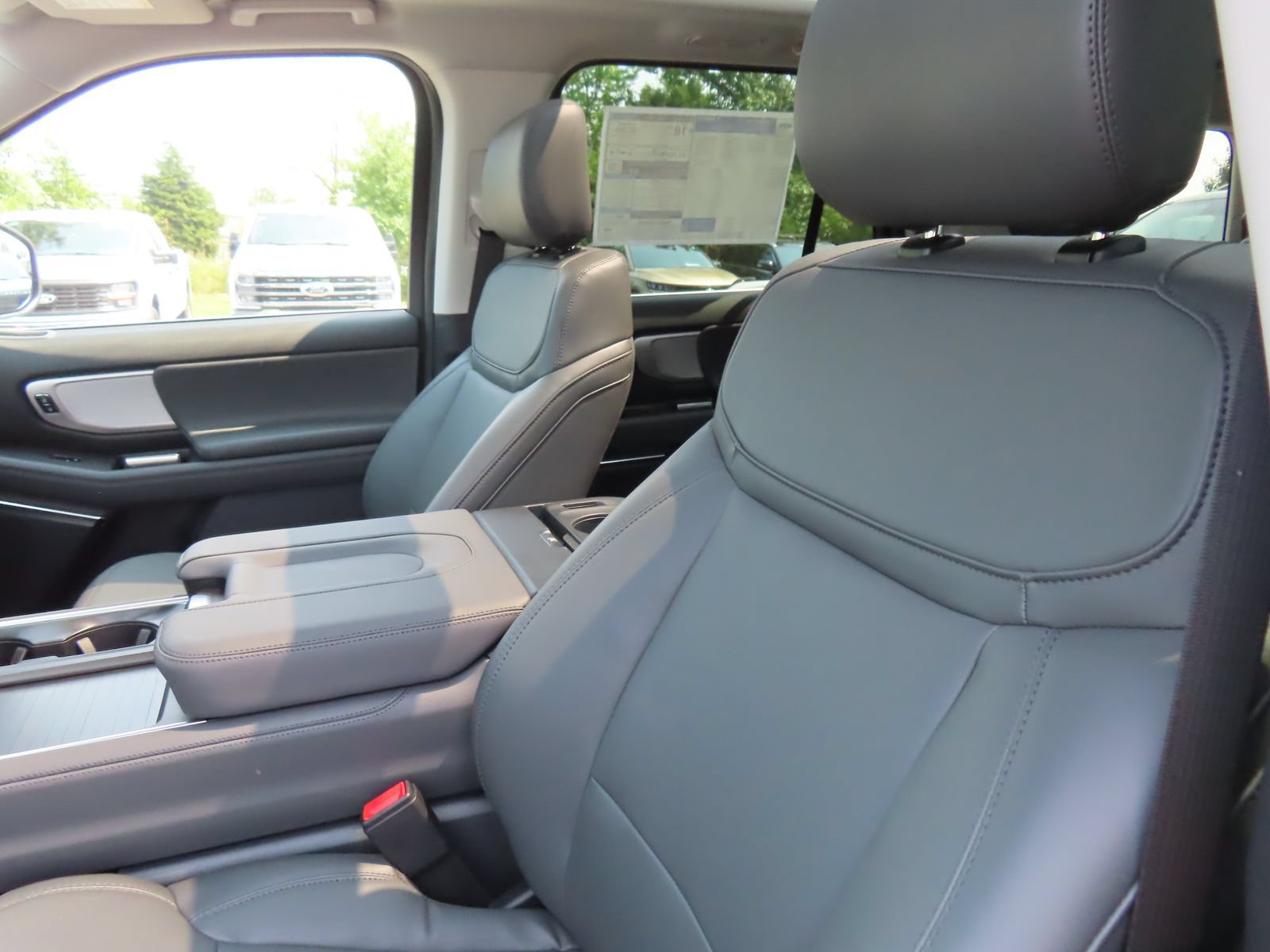 New 2026 Ford Expedition Active AWD/4WD image 18