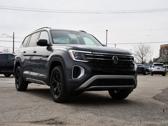 New 2026 Volkswagen Atlas Peak Edition