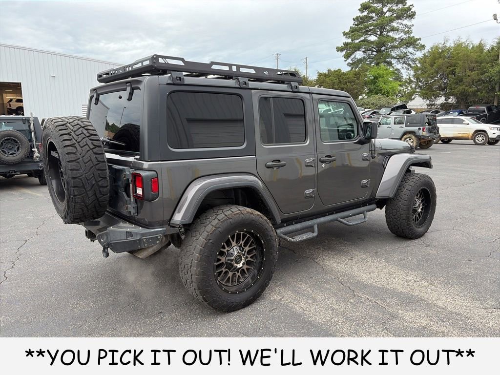 Used 2018 Jeep Wrangler Unlimited Sahara w/ Dual Top Group AWD/4WD image 6
