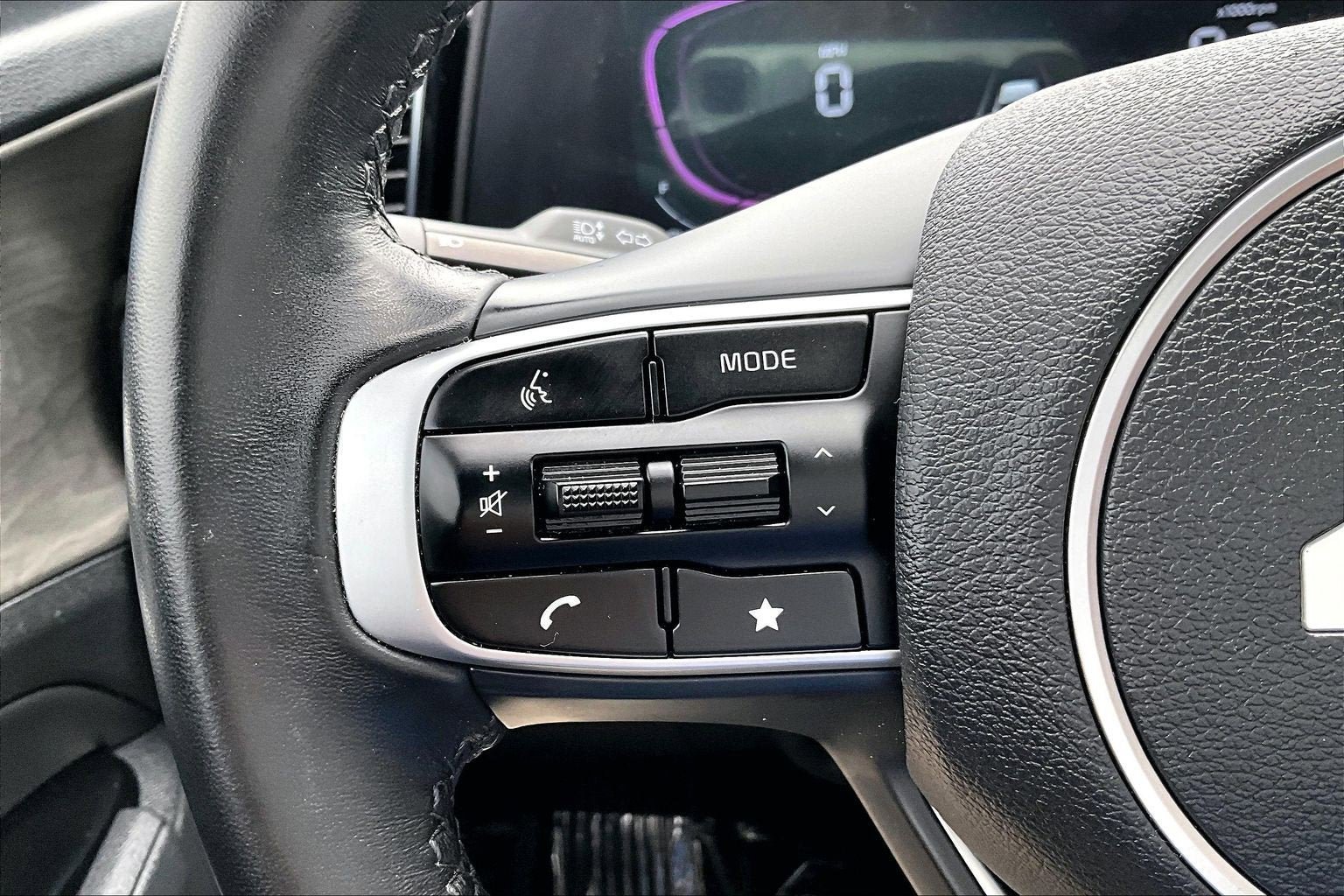 Used 2025 Kia Sportage X-Line w/ Premium Package AWD/4WD image 17