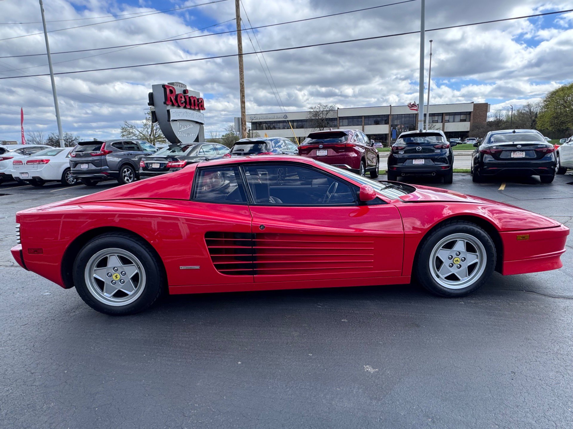 Used 1990 Ferrari Testarossa RWD image 19