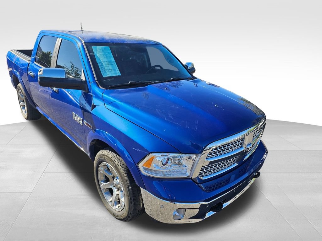 Used 2016 RAM 1500 Laramie w/ Convenience Group AWD/4WD image 2
