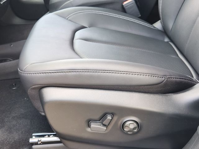 New 2026 Chrysler Pacifica Select FWD image 19