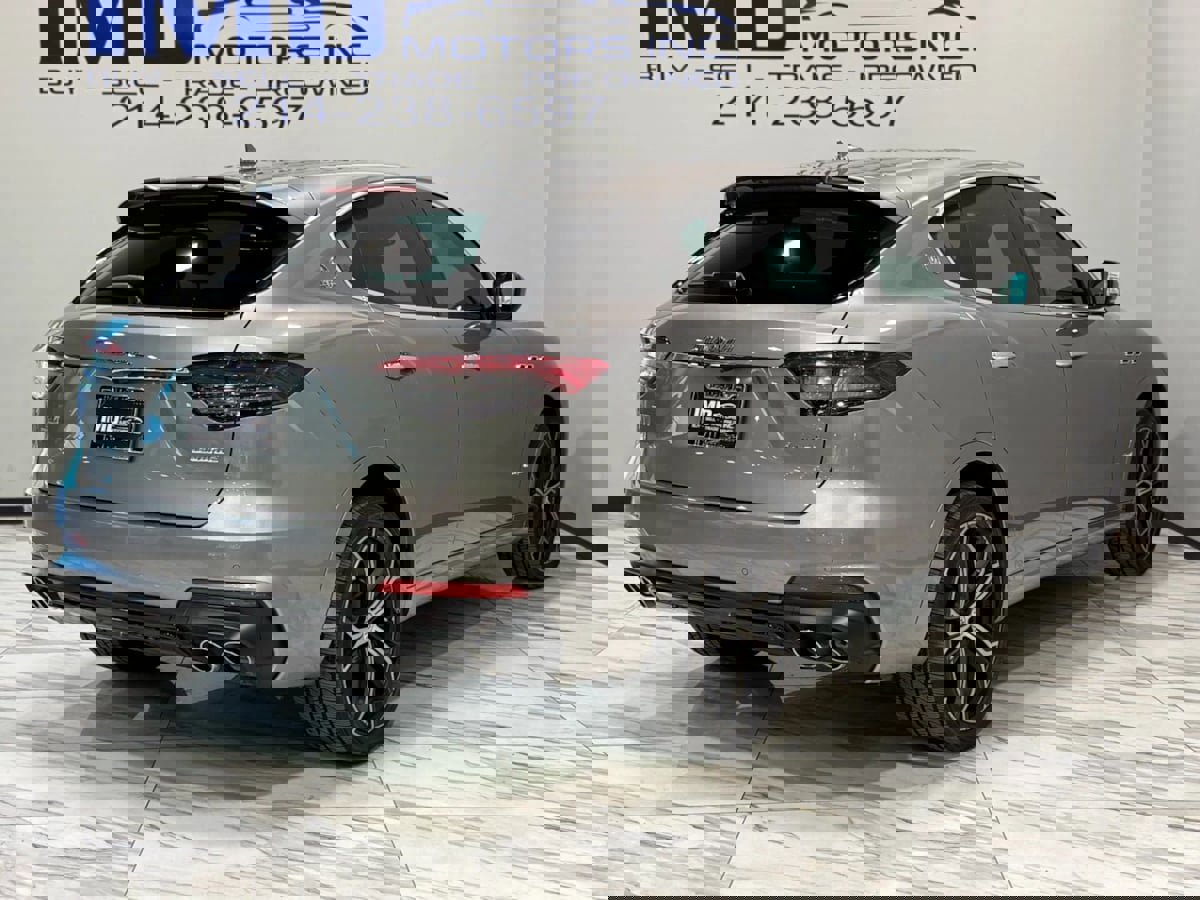 Used 2021 Maserati Levante S GranSport image 6