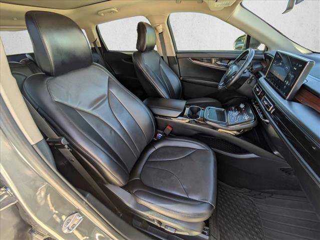 Used 2021 Lincoln Nautilus Reserve image 24