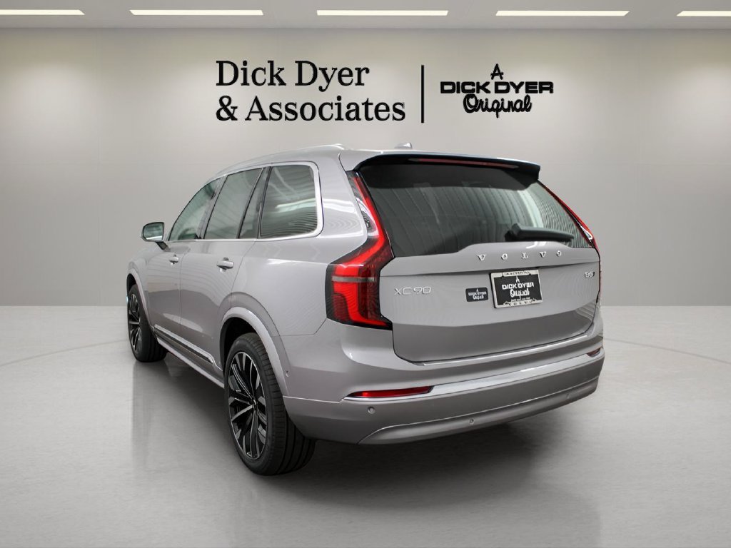 Certified 2026 Volvo XC90 B5 Plus w/ Protection Package Premier AWD/4WD image 5