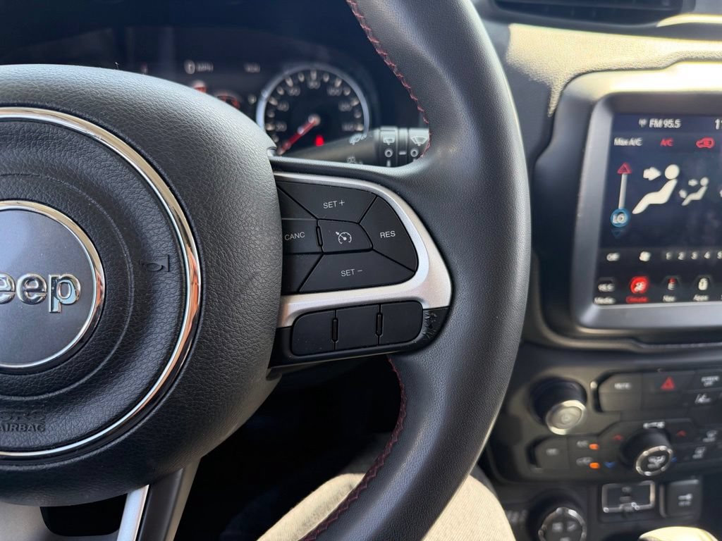 Used 2023 Jeep Renegade Trailhawk AWD/4WD image 8