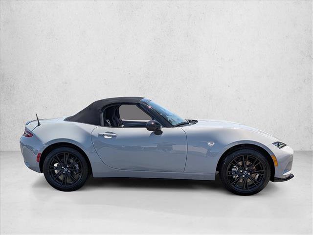 New 2026 MAZDA MX-5 Miata Club w/ Interior Package RWD image 8