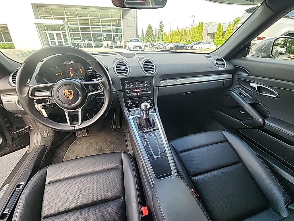 Used 2017 Porsche 718 Cayman S RWD image 17