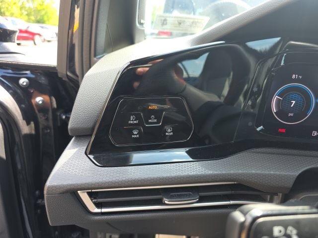 Used 2024 Volkswagen GTI SE FWD image 18