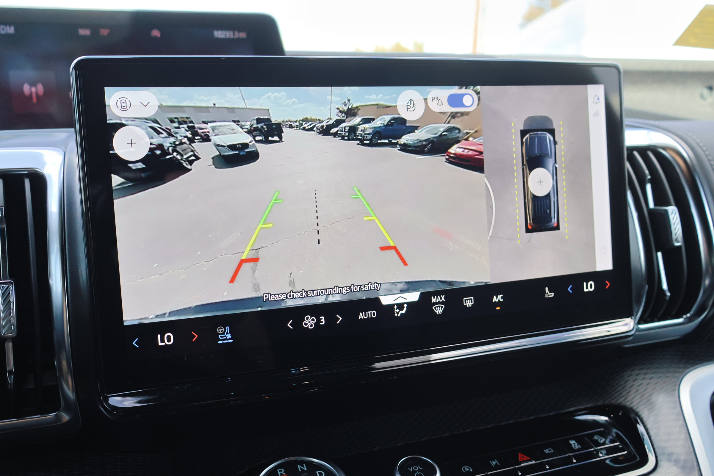 Certified 2025 Ford Expedition Max Platinum w/ Stealth Appearance Package image 19