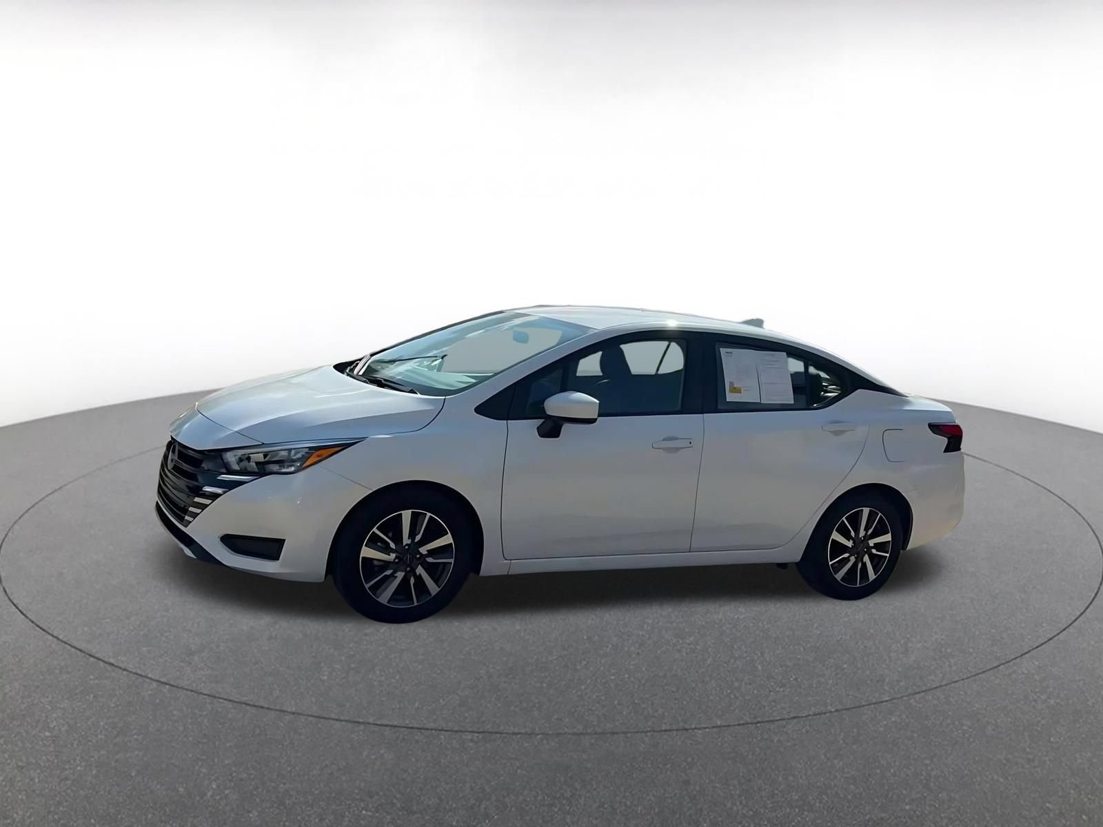 Used 2025 Nissan Versa SV FWD image 6
