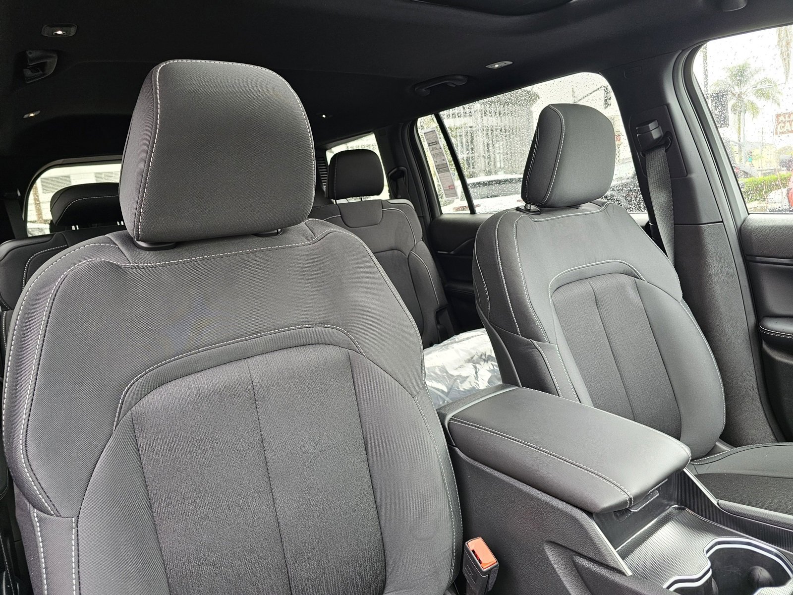 New 2025 Jeep Grand Cherokee L Laredo image 29