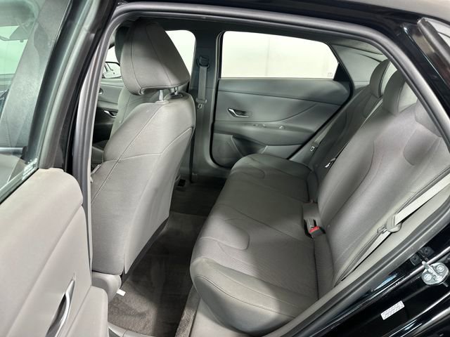 Certified 2023 Hyundai Elantra SE w/ Cargo Package FWD image 32