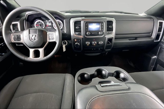 Used 2024 RAM 1500 Warlock RWD image 8