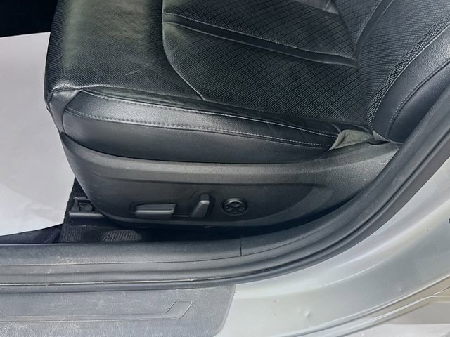 Used 2018 Kia Optima EX w/ Premium Package image 19