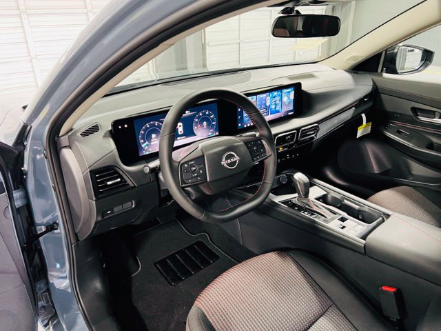 New 2026 Nissan Sentra SR w/ Floor Mat Package FWD image 20