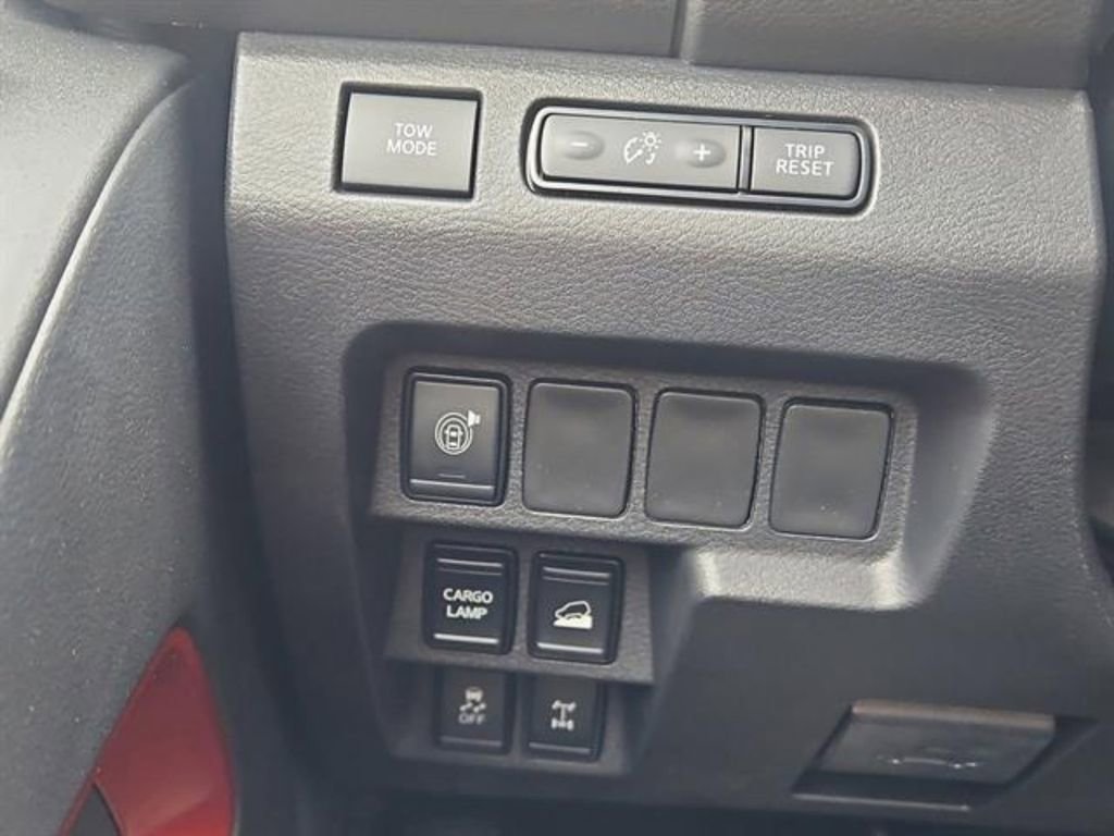 New 2025 Nissan Frontier PRO-4X image 11