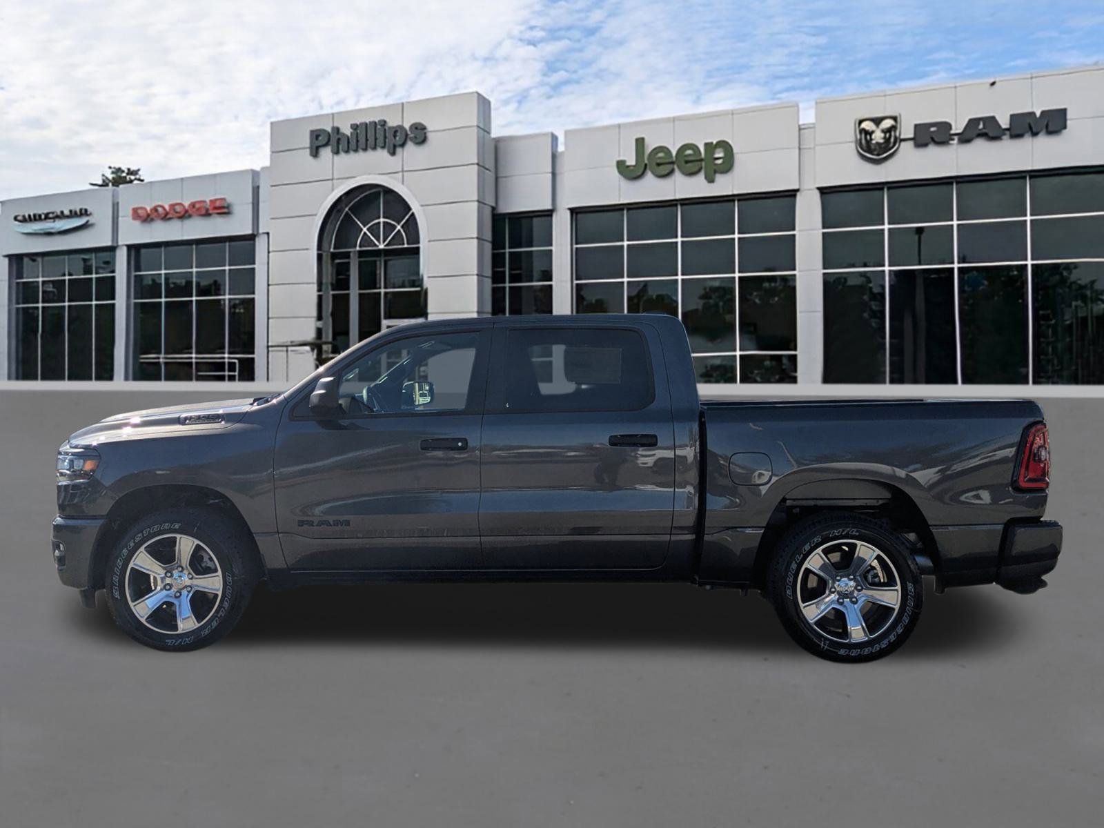 New 2026 RAM 1500 Express image 6