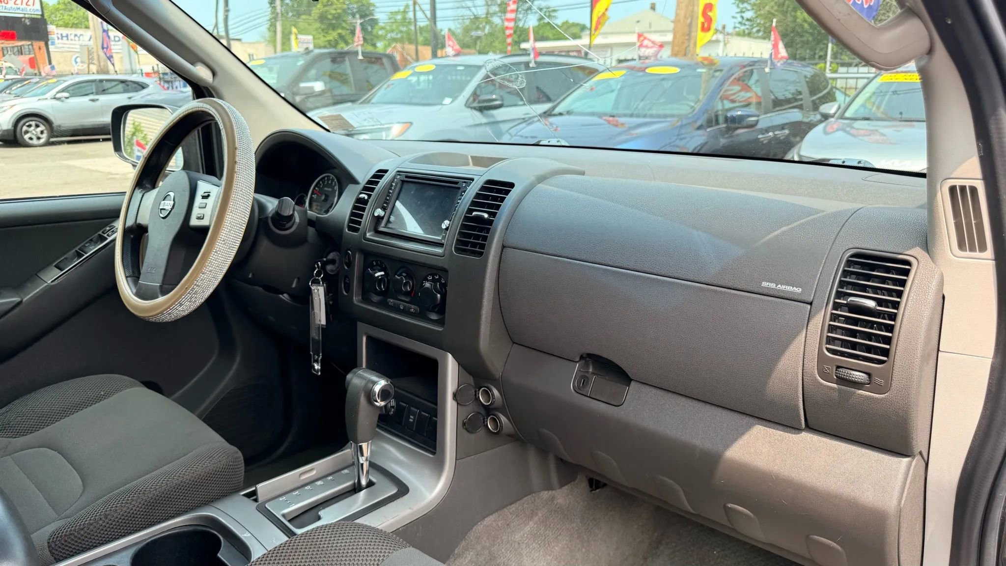 Used 2008 Nissan Pathfinder S image 17