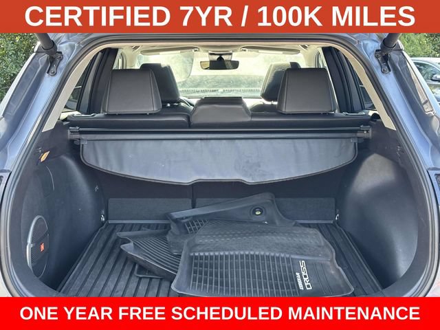 Used 2022 Toyota Corolla Cross XLE w/ Convenience Package AWD/4WD image 12