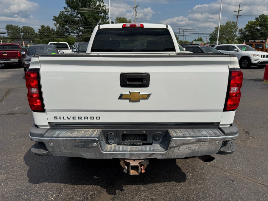 Used 2018 Chevrolet Silverado 2500 LT AWD/4WD image 4
