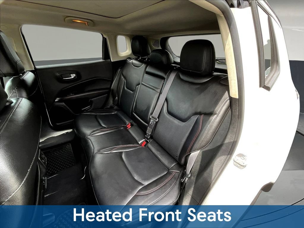 Used 2018 Jeep Compass Trailhawk w/ Leather Interior Group AWD/4WD image 25