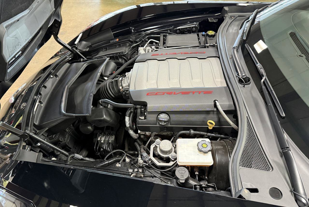 Used 2018 Chevrolet Corvette Stingray Convertible w/ 3LT Preferred Equipment Group image 59