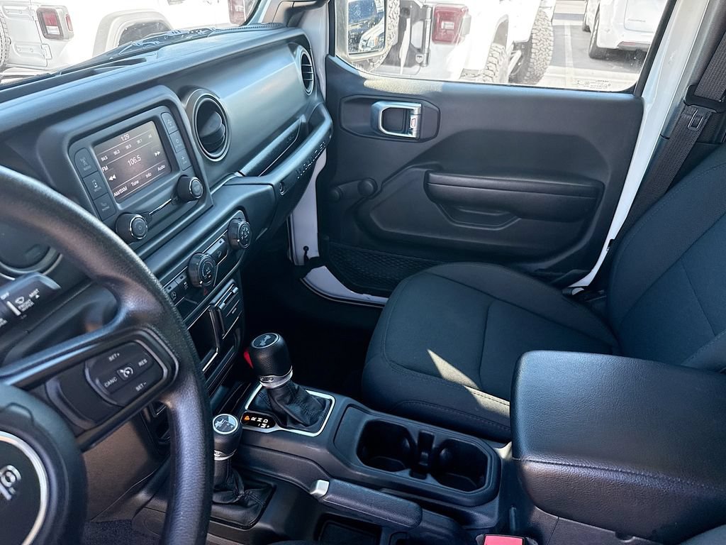 Used 2021 Jeep Wrangler Unlimited Sport AWD/4WD image 26